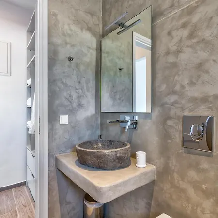 Cape Mykonos Szálloda 3*