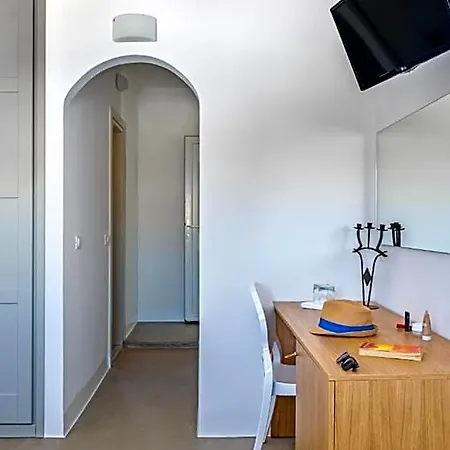 Cape Mykonos Hotel 3*